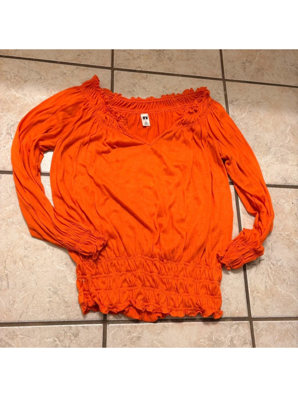 Fitted Orange V Neck z Blouse with Cinched Bottom